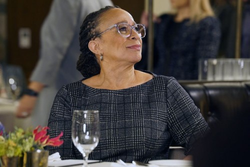 chicago-med-episode-518-in-the-name-of-love-promotional-photo-06.jpg