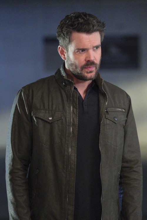 how-to-get-away-with-murder-episode-614-annalise-keating-is-dead-promotional-photo-13.jpg
