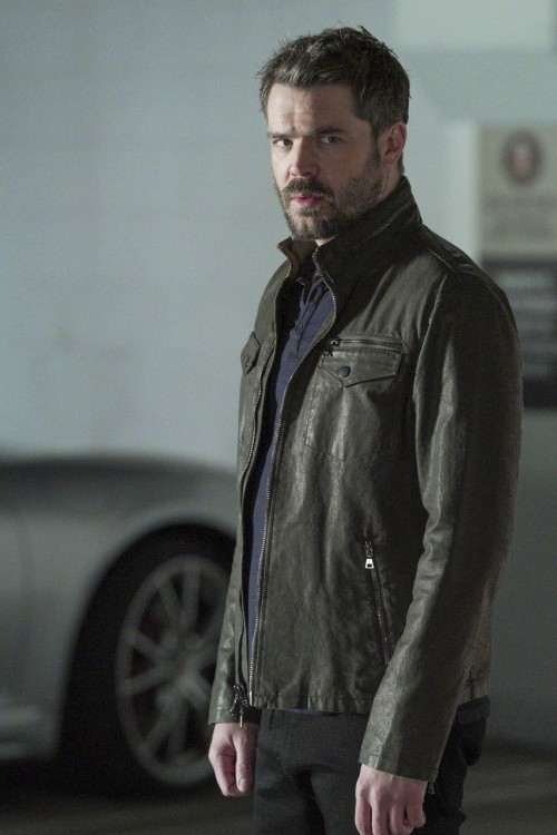 how-to-get-away-with-murder-episode-614-annalise-keating-is-dead-promotional-photo-16.jpg