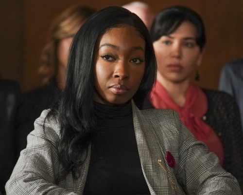 how-to-get-away-with-murder-episode-614-annalise-keating-is-dead-promotional-photo-22.jpg
