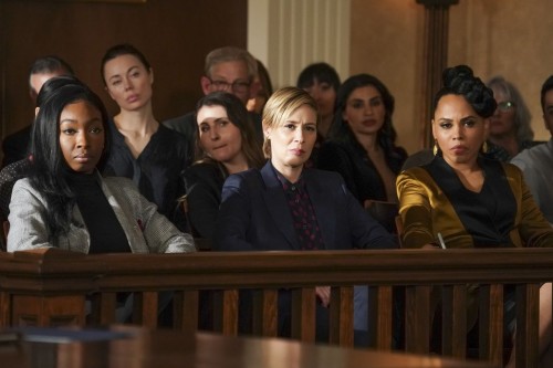 how-to-get-away-with-murder-episode-614-annalise-keating-is-dead-promotional-photo-23.jpg