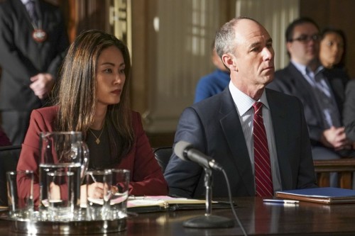 how-to-get-away-with-murder-episode-614-annalise-keating-is-dead-promotional-photo-30.jpg