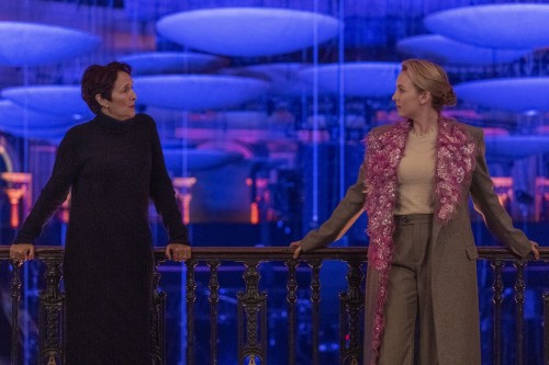 killing-eve-episode-308-are-you-leading-or-am-i-season-finale-promotional-photo-20.jpg