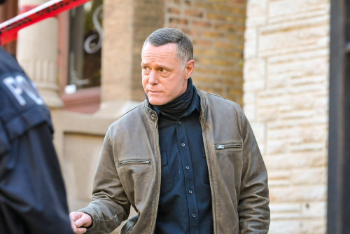 CHICAGO P.D. -- "Tender Age" Episode 803 -- Pictured: Jason Beghe as Hank Voight -- (Photo by: Matt 