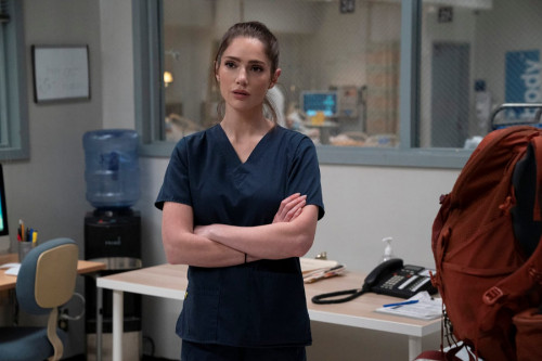 NEW AMSTERDAM -- "Blood Sweat & Tears" Episode 305 -- Pictured: Janet Montgomery as Dr. Lauren Bloom
