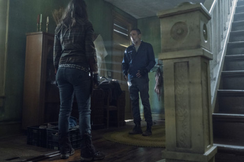 Lauren Cohan as Maggie Rhee, Jeffrey Dean Morgan as Negan - The Walking Dead _ Season 11, Episode 5 