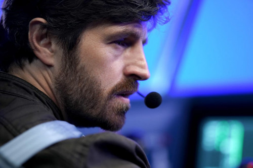 LA BREA -- "The Way Home" Episode 106 -- Pictured: Eoin Macken as Gavin Harris -- (Photo by: Sarah E