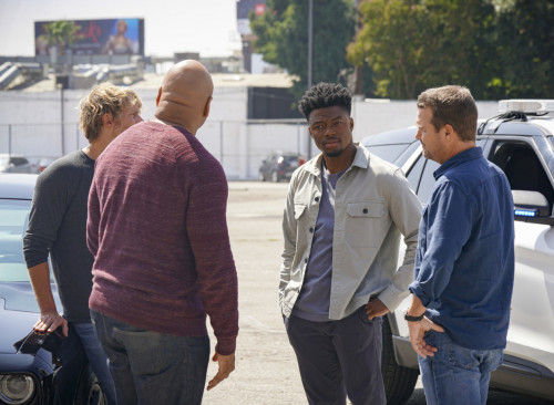 1308_ncis-los-angeles_photo04.jpg