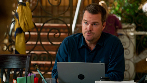 1308_ncis-los-angeles_photo07.jpg