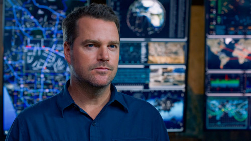 1308_ncis-los-angeles_photo10.jpg