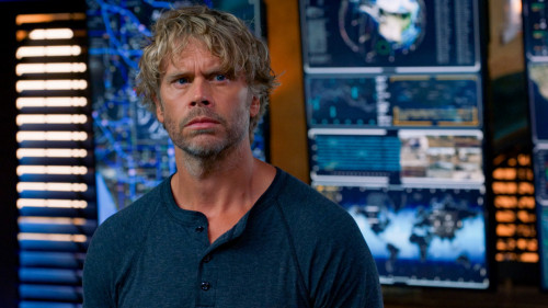 1308_ncis-los-angeles_photo12.jpg