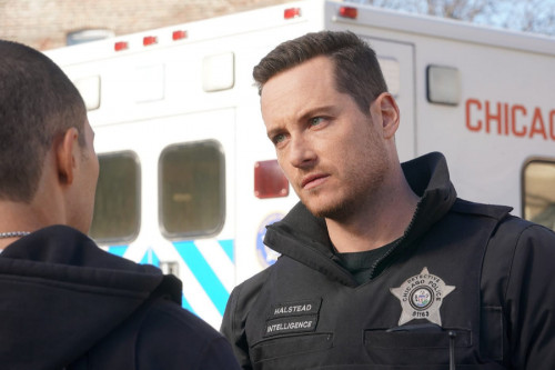CHICAGO P.D. -- "New Guard" Episode 918 -- Pictured: Jesse Lee Soffer as Jay Halstead -- (Photo by: 