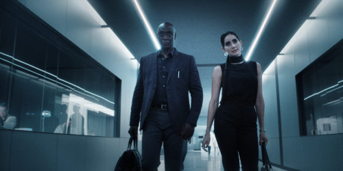 RESIDENT EVIL. LANCE REDDICK as ALBERT,  LANCE REDDICK as ALBERT in RESIDENT EVIL. PAOLA NUNEZ as EV