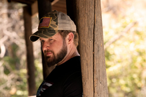 "Watch Your Six" EP#606--- AJ Buckley as Sonny Quinn in SEAL TEAM, streaming on Paramount+. Photo: M
