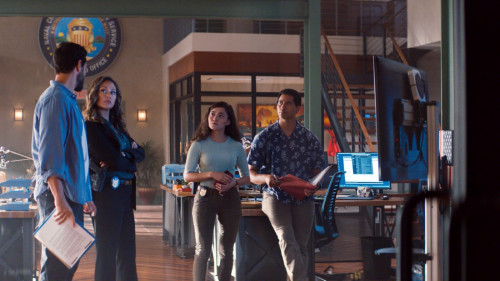 Changing Tides  When a Marine Corporal dies in a tide pool after being exposed to fentanyl, the NCIS