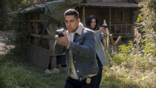 Too Many Cooks  NCIS agents from Washington, D.C., L.A. and Hawaii, all in D.C. to attend the retire