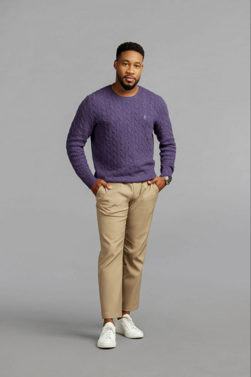 GRAND CREW -- Season: 2 -- Pictured: Aaron Jennings as Anthony -- (Photo by: Jabari Jacobs/NBC)