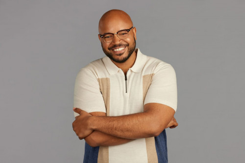 GRAND CREW -- Season: 2 -- Pictured: Justin Cunningham as Wyatt -- (Photo by: Jabari Jacobs/NBC)