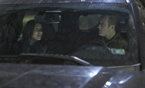 ALERT: MISSING PERSONS UNIT: L-R: Dania Ramirez and Scott Caan in the Brianna/Max two-hour season fi