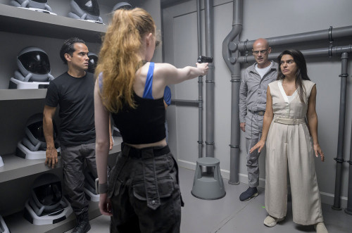 THE ARK -- Hoping for Forever Episode 110 -- Pictured: (l-r) Reece Ritchie as Lt. Spencer Lane, Paul
