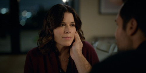 The Lincoln Lawyer n S4 E8 00 26 49 14R - SpoilerTV Image Gallery