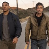 aaron-pierre-kyle-chandler-2.th.jpg